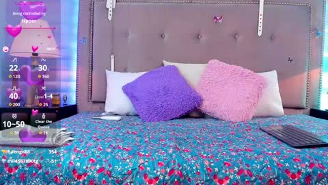    online show from December 15, 8:36 pm