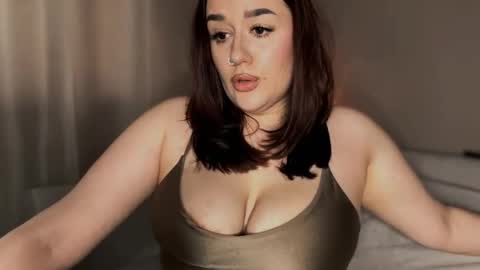 lizamartina online show from May 21, 9:07 am