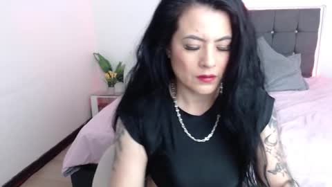 Snapshot of lizha_milf chatting on January 22, 2:46 pm Lizha online show from January 22, 2:46 pm