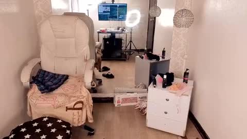Snapshot of lizha_milf chatting on September 18, 6:39 pm Lizha online show from September 18, 6:39 pm