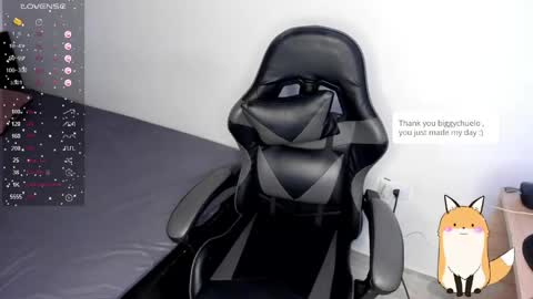 lizycarter online show from April 19, 9:17 pm