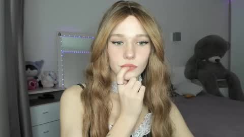 lizza_a online show from March 20, 7:41 pm