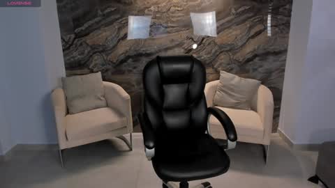 Lizzi  online show from January 26, 10:13 pm