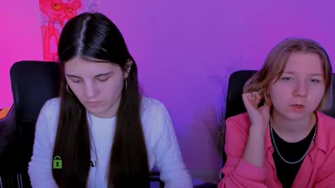 lizzie_boom online show from December 15, 8:03 pm