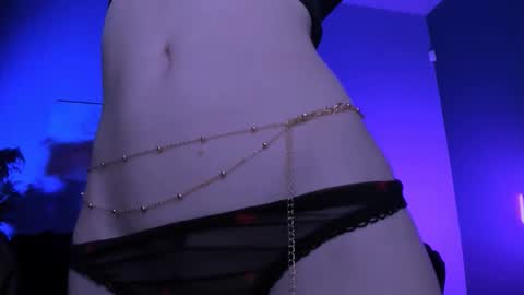 lizzie_boom online show from March 30, 10:20 pm