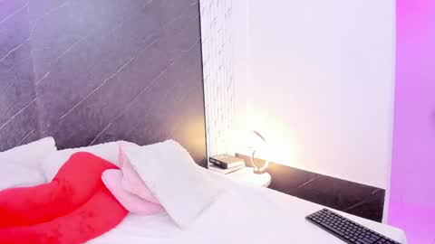 I am Lizz online show from May 7, 12:31 pm