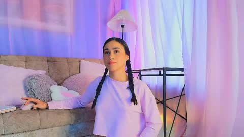 lizzy_kane online show from May 16, 7:57 pm