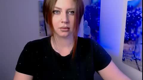 Lizzy3 online show from February 11, 1:23 pm