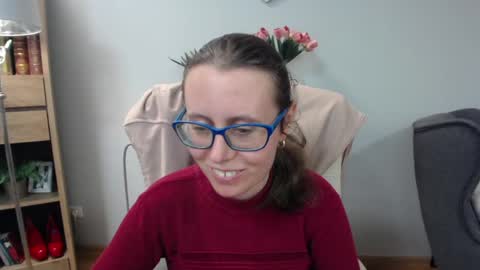 Lizzy online show from May 14, 5:13 am