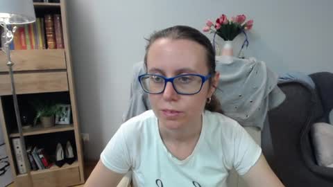 Lizzy online show from May 26, 4:56 am