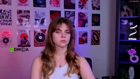 lizzy_sweety_purr online show from July 12, 9:54 am