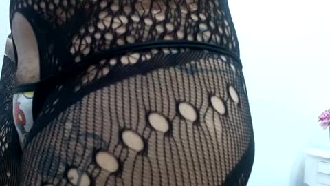 Lizzy hairy pussy online show from January 17, 12:10 am