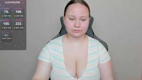 Llayna online show from September 23, 3:15 am