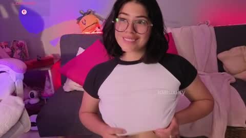 Pamela online show from May 17, 2:49 pm