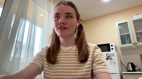 logancadarette online show from April 7, 11:23 am