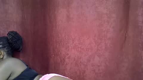 lola_beib online show from May 26, 4:23 am