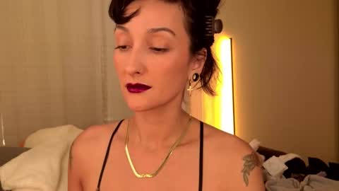 lola_la_lita online show from March 27, 8:20 pm