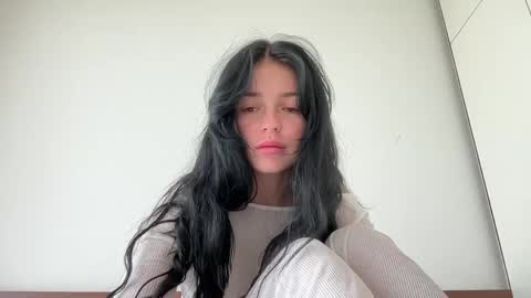Lola online show from May 20, 4:20 am
