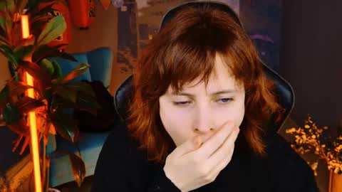 Snapshot of lolaasmus chatting on March 10, 9:01 am I consider myself the god Loki but life just calls me LOL online show from March 10, 9:01 am