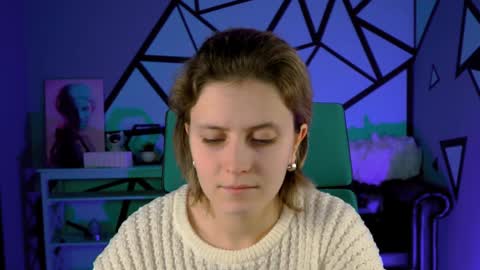 Snapshot of lolaasmus chatting on December 4, 5:11 pm I consider myself the god Loki but life just calls me LOL online show from December 4, 5:11 pm