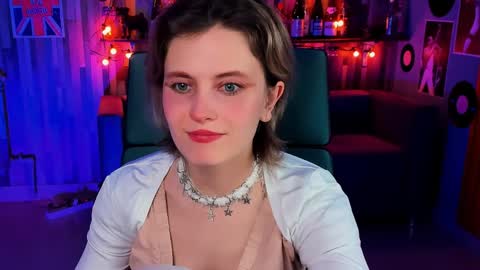 Snapshot of lolaasmus chatting on December 20, 3:21 pm I consider myself the god Loki but life just calls me LOL online show from December 20, 3:21 pm