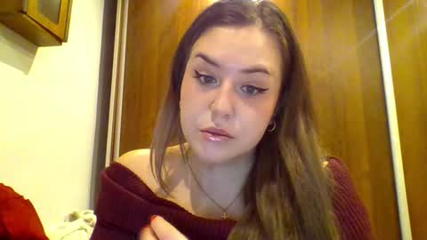 Lola online show from March 13, 9:27 pm