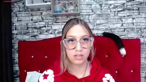 lolalove vip online show from September 30, 1:28 pm