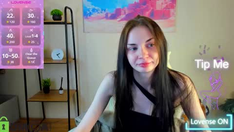 Lola online show from October 10, 9:36 am