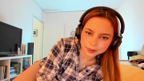Lola doll online show from May 20, 1:08 pm