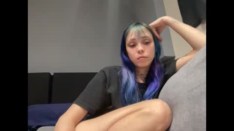 lole online show from December 5, 4:23 am