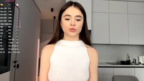 Ann online show from June 9, 12:04 pm