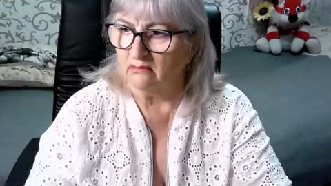 LolkaAlyss online show from January 3, 7:18 pm