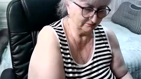 LolkaAlyss online show from April 30, 8:57 pm