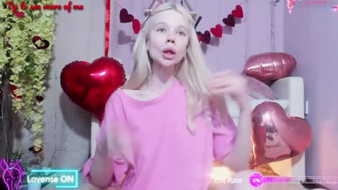 Snapshot of lollita_love chatting on February 5, 2:40 am Lollita online show from February 5, 2:40 am
