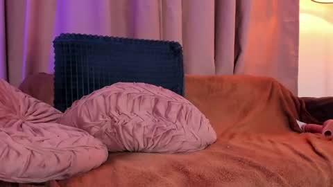 Lolly online show from May 16, 5:10 am