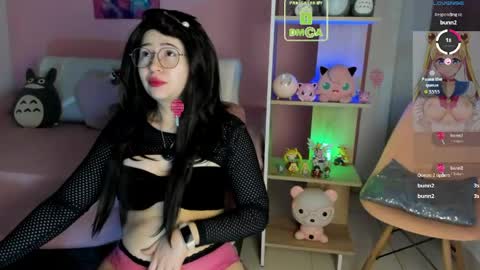  Lola  online show from May 5, 11:13 am