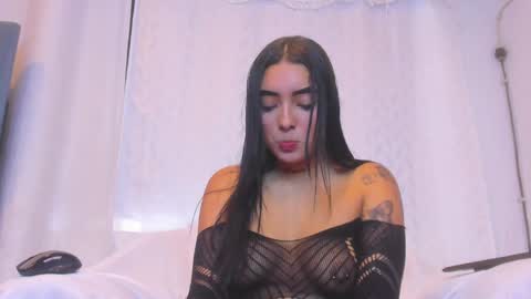 lolypo61700 online show from January 27, 7:13 pm