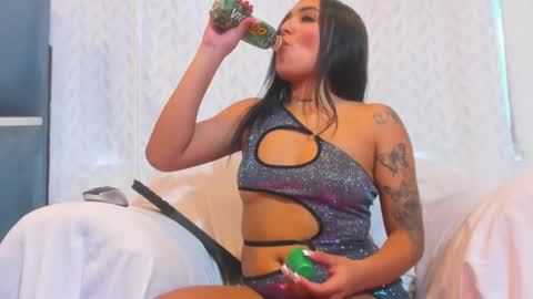 lolypo61700 online show from February 1, 7:13 pm