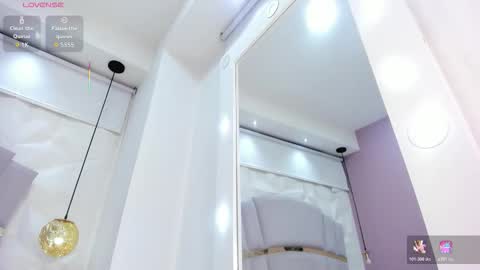 Loly online show from November 3, 10:47 pm