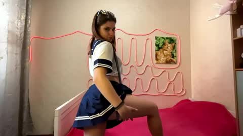 Luisa online show from May 17, 1:43 pm