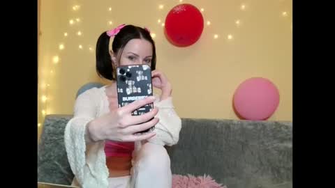 Snapshot of loonsey chatting on March 12, 9:03 pm loonsey online show from March 12, 9:03 pm