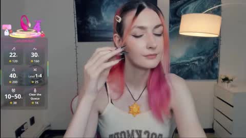 Lora online show from October 18, 11:13 am