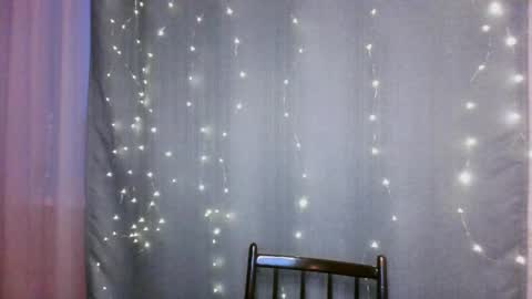 loravine online show from March 26, 3:25 pm