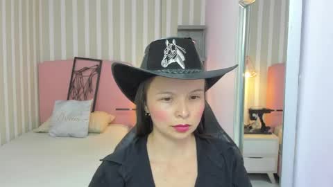 lorelaigiven online show from January 14, 12:24 pm