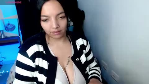 Loren online show from August 5, 9:10 pm
