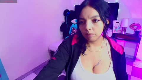 Loren online show from May 4, 10:35 pm