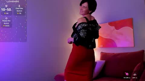 Loren online show from July 10, 2:06 pm