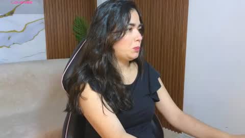 Loren online show from July 2, 2:11 am