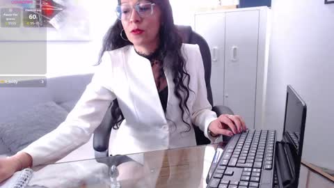 loretta_fraser online show from May 6, 1:15 pm
