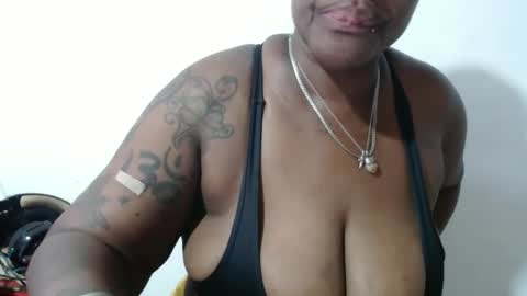 loretybighot online show from February 14, 12:47 pm